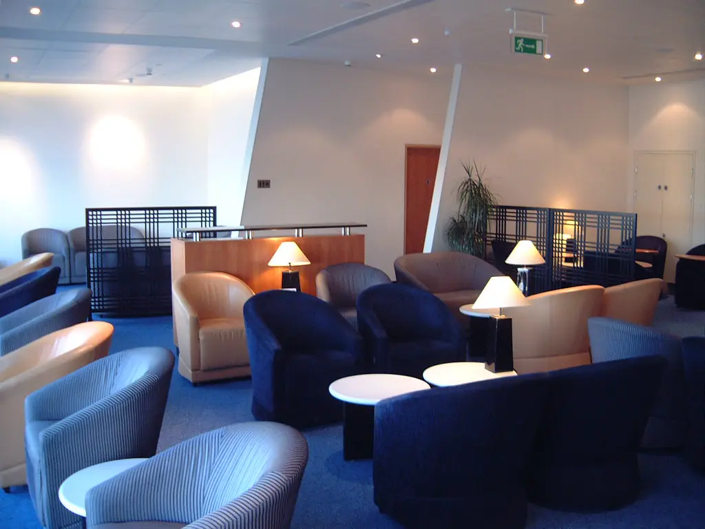 Business Class Lounge